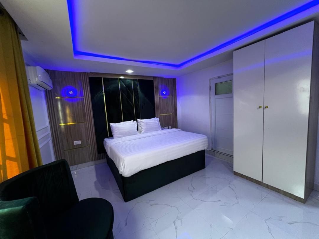 Villa Palazzo Hotel 2 Ikeja Luaran gambar