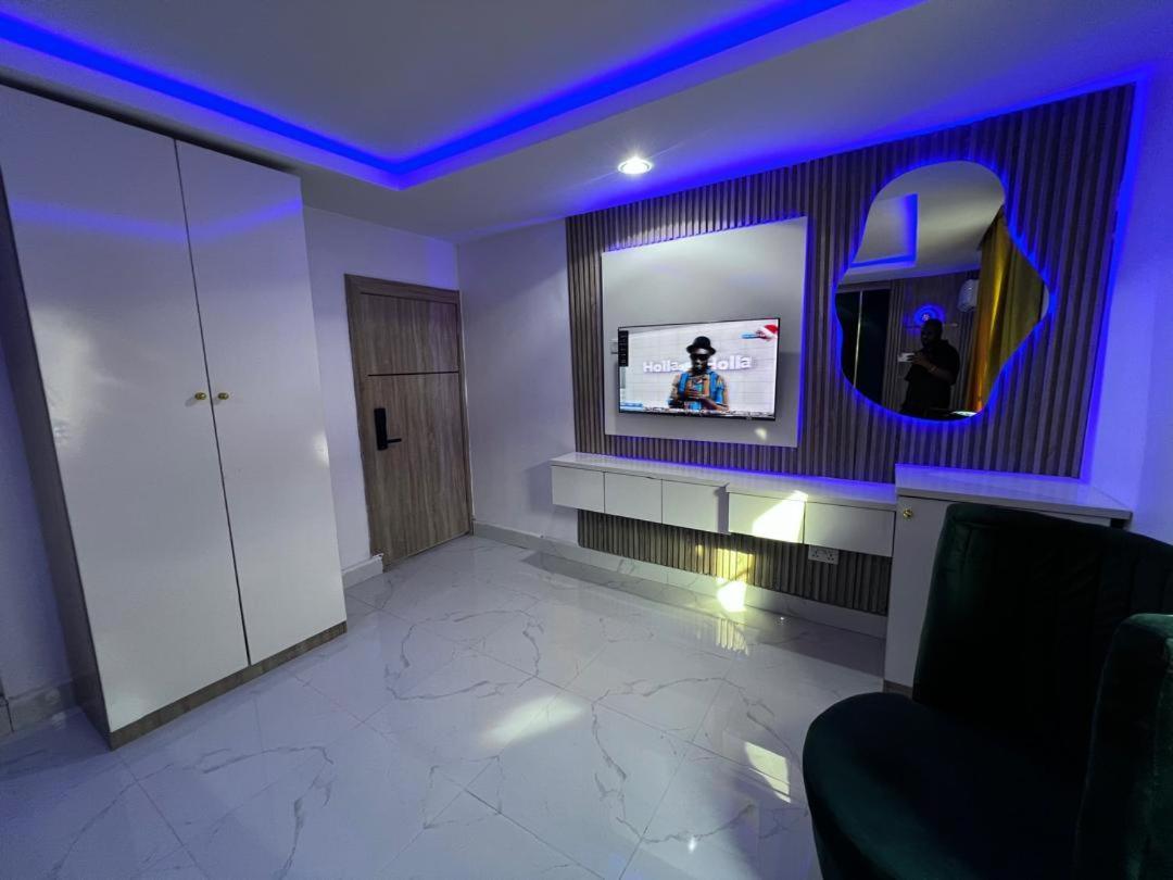 Villa Palazzo Hotel 2 Ikeja Luaran gambar