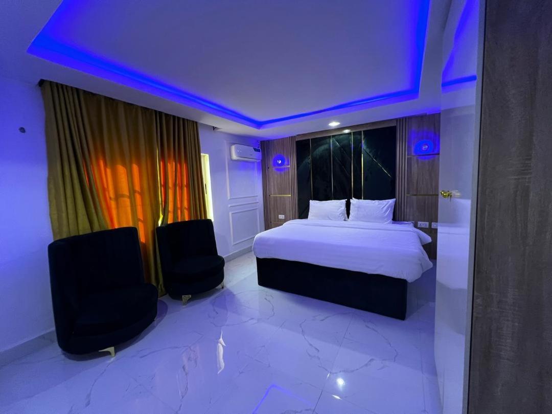 Villa Palazzo Hotel 2 Ikeja Luaran gambar