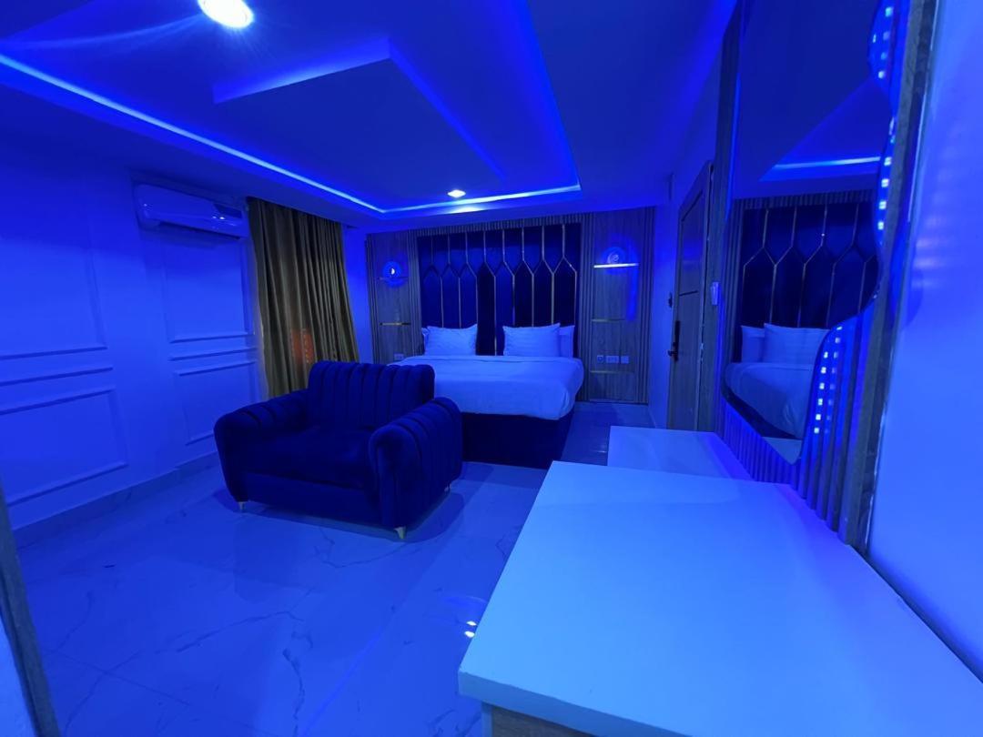 Villa Palazzo Hotel 2 Ikeja Luaran gambar