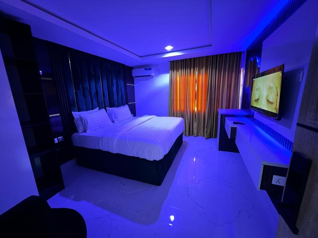 Villa Palazzo Hotel 2 Ikeja Luaran gambar