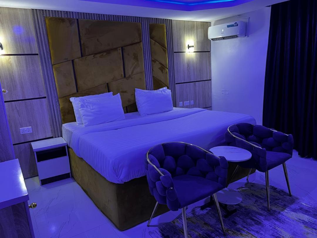 Villa Palazzo Hotel 2 Ikeja Luaran gambar