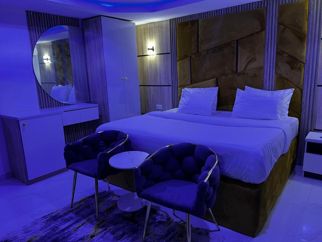 Villa Palazzo Hotel 2 Ikeja Luaran gambar